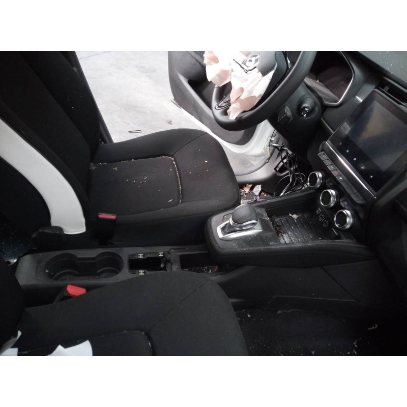 Recambio de consola central para renault zoe bose referencia OEM IAM   