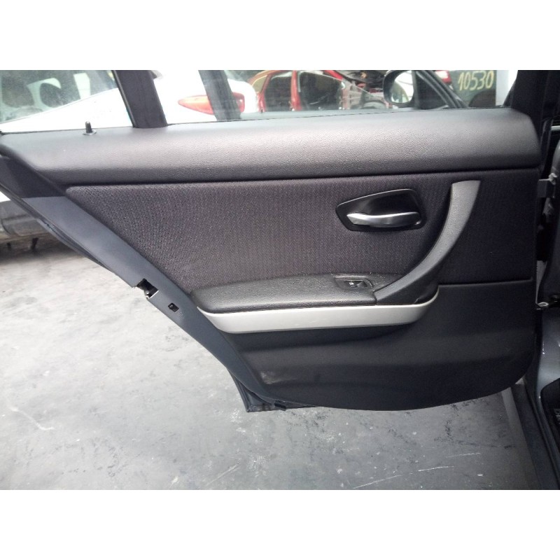 Recambio de guarnecido puerta trasera izquierda para bmw serie 3 berlina (e90) 320d referencia OEM IAM   