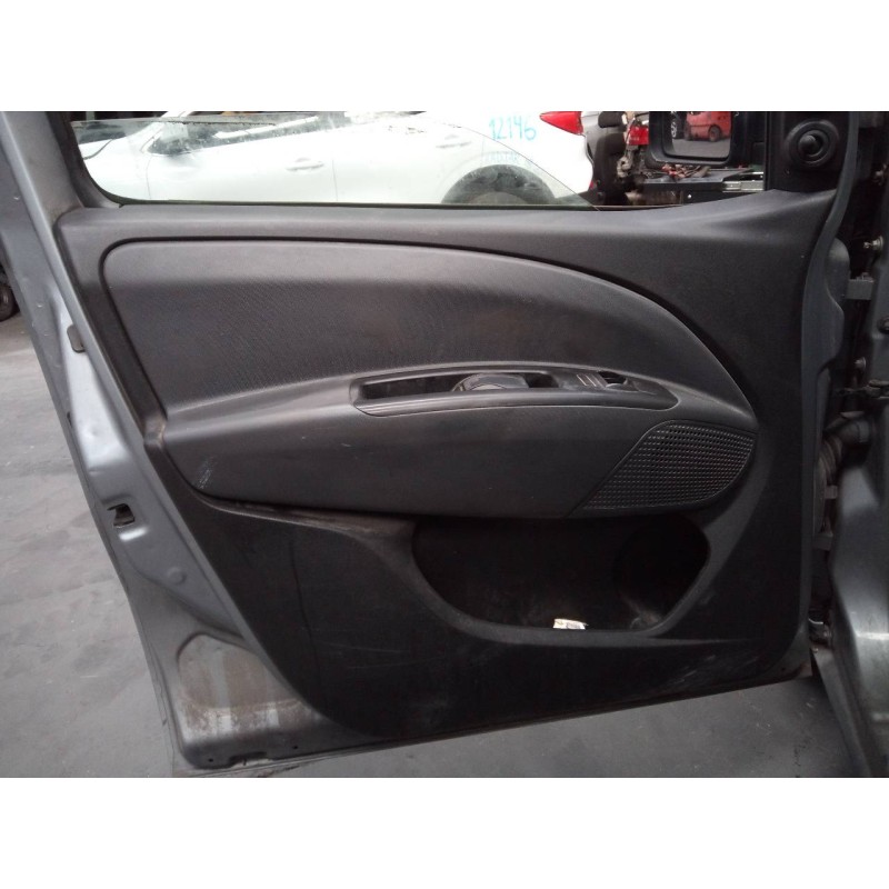 Recambio de guarnecido puerta delantera izquierda para fiat doblo emotion referencia OEM IAM   