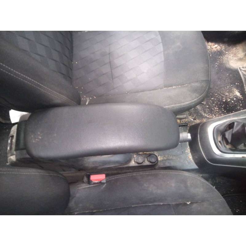 Recambio de consola central para citroen c-elysée origins referencia OEM IAM   