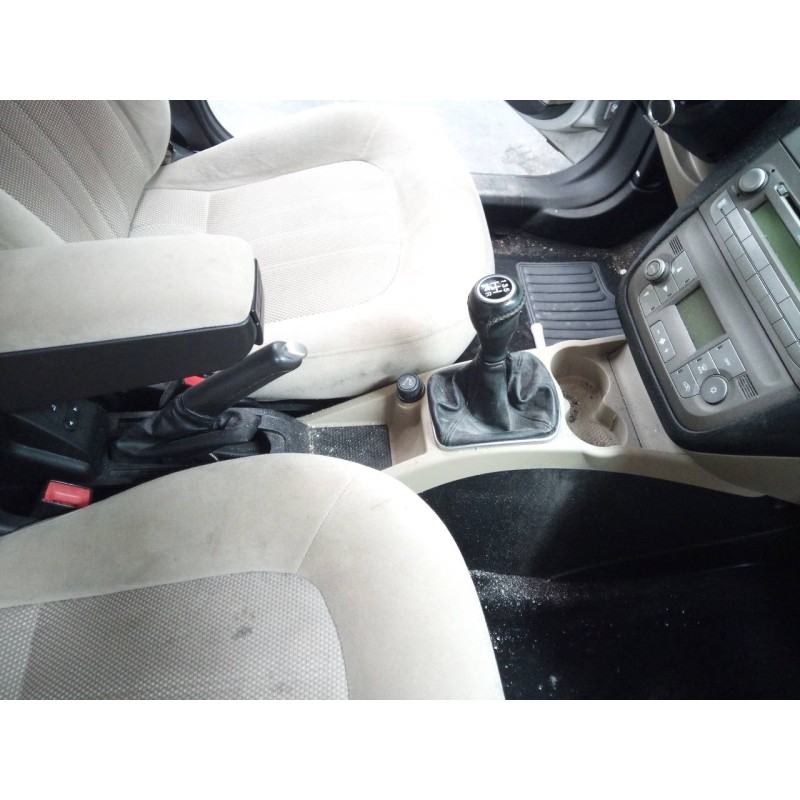Recambio de consola central para fiat linea (110) emotion referencia OEM IAM   