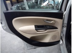 Recambio de guarnecido puerta trasera izquierda para fiat linea (110) emotion referencia OEM IAM   