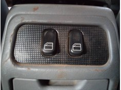 MANDO ELEVALUNAS TRASERO DERECHO 