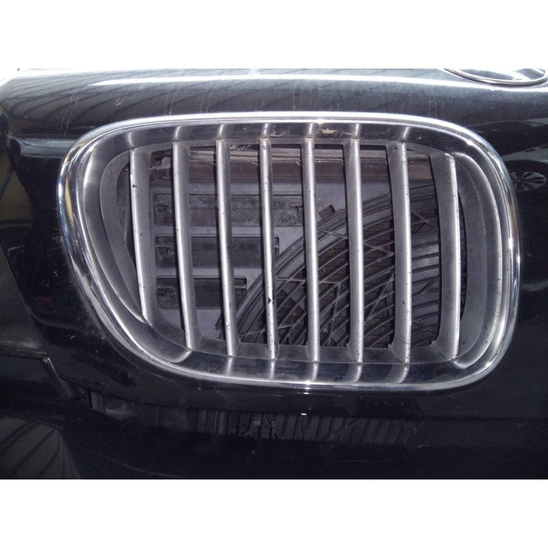 Recambio de rejilla delantera para bmw x5 (e53) 3.0d referencia OEM IAM   