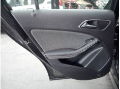 GUARNECIDO PUERTA TRASERA IZQUIERDA 