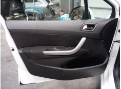 Recambio de guarnecido puerta delantera izquierda para peugeot 308 access referencia OEM IAM   