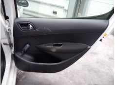 Recambio de guarnecido puerta trasera derecha para peugeot 308 access referencia OEM IAM   