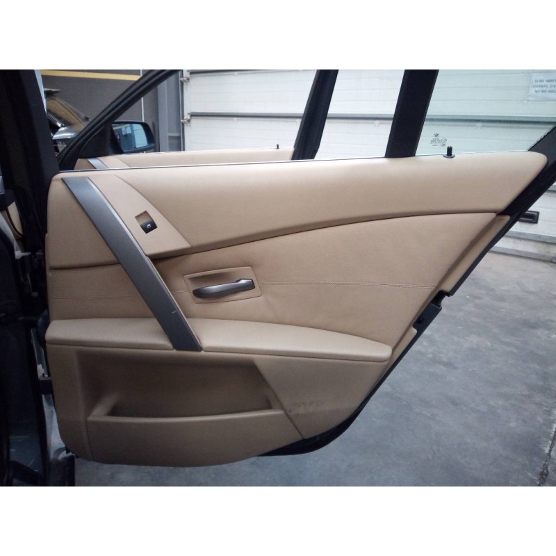 Recambio de guarnecido puerta trasera derecha para bmw serie 5 berlina (e60) 520d referencia OEM IAM   