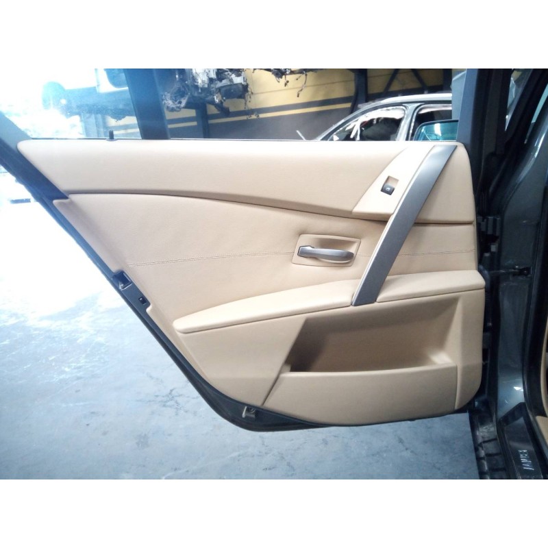 Recambio de guarnecido puerta trasera izquierda para bmw serie 5 berlina (e60) 520d referencia OEM IAM   