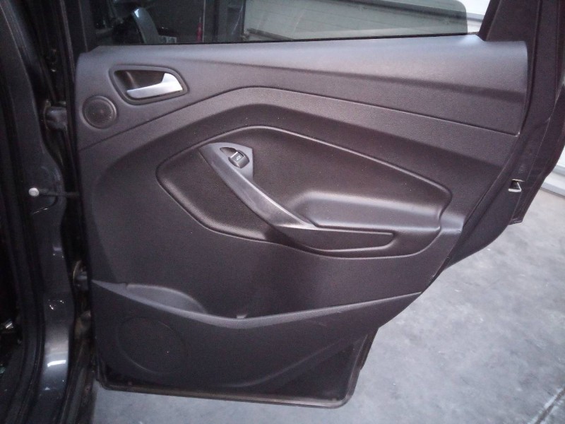 Recambio de guarnecido puerta trasera derecha para ford kuga (cbs) titanium referencia OEM IAM   