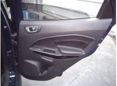 GUARNECIDO PUERTA TRASERA DERECHA 