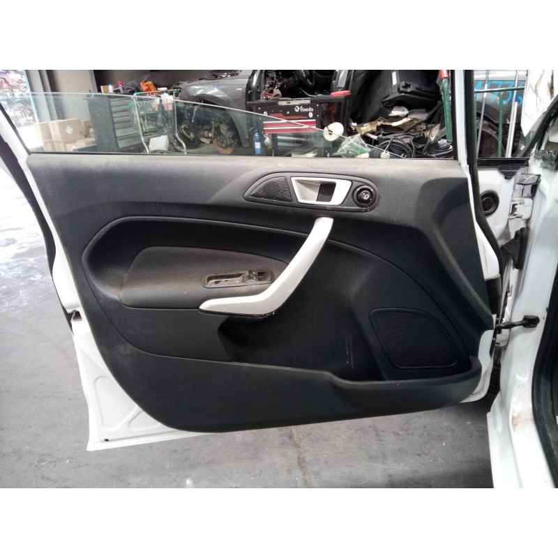 Recambio de guarnecido puerta delantera izquierda para ford fiesta (cb1) trend referencia OEM IAM   