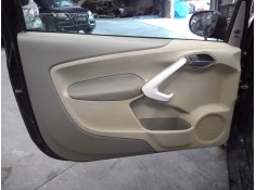 GUARNECIDO PUERTA DELANTERA IZQUIERDA 