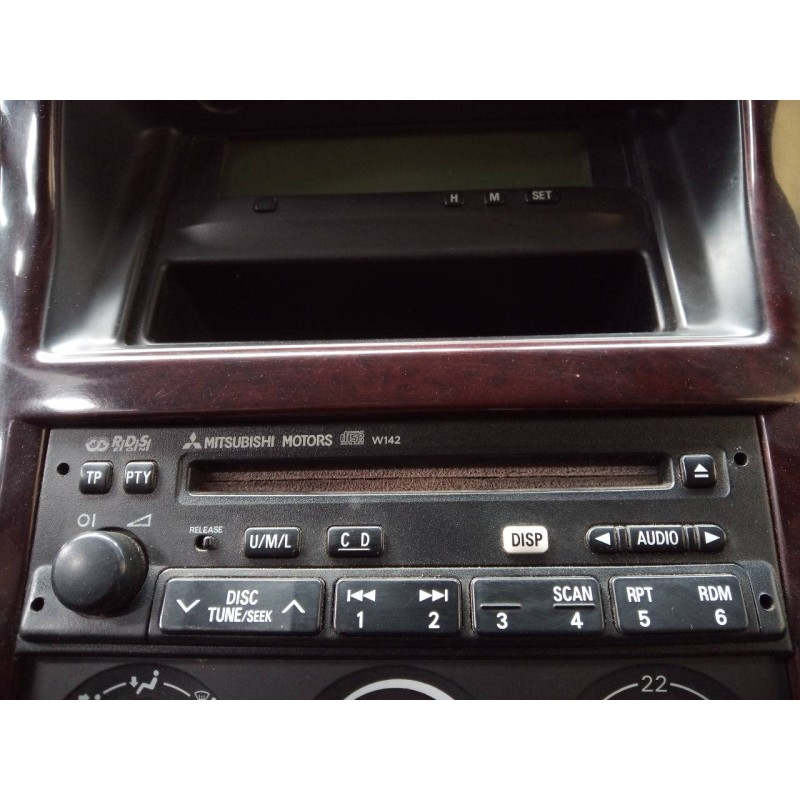 Recambio de sistema audio / radio cd para mitsubishi montero (v60/v70) 3.2 di-d intense kaiteki (3-ptas.) referencia OEM IAM   