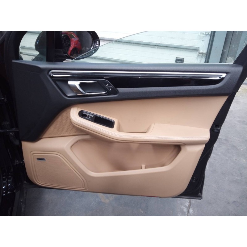 Recambio de guarnecido puerta delantera derecha para porsche macan (typ ) s diesel referencia OEM IAM   