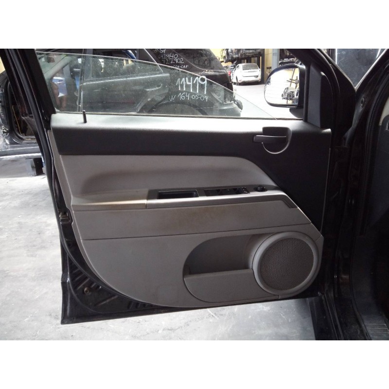 Recambio de guarnecido puerta delantera izquierda para jeep compass limited referencia OEM IAM   