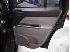 GUARNECIDO PUERTA TRASERA DERECHA 