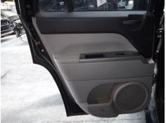 GUARNECIDO PUERTA TRASERA IZQUIERDA 