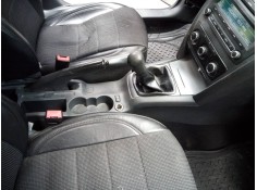 Recambio de consola central para skoda octavia berlina (1z3) trend referencia OEM IAM   