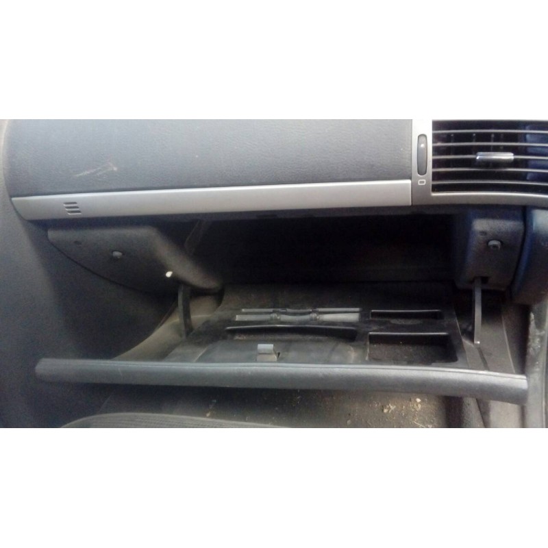 Recambio de guantera para peugeot 407 referencia OEM IAM   