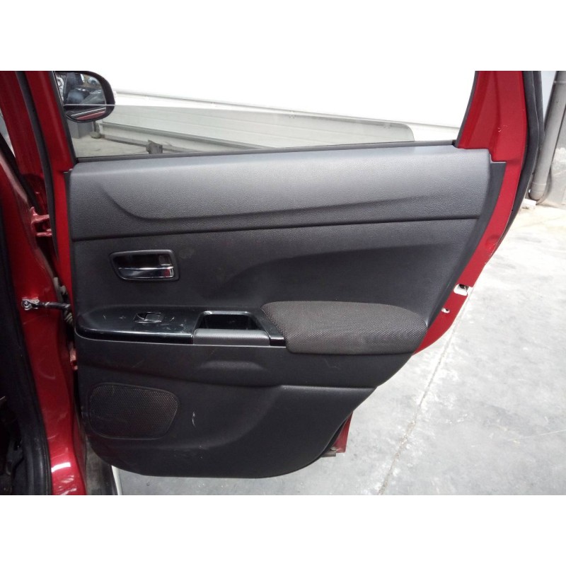 Recambio de guarnecido puerta trasera derecha para peugeot 4008 allure referencia OEM IAM   