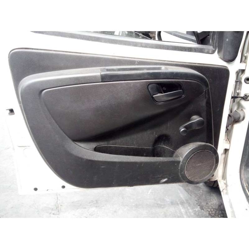 Recambio de guarnecido puerta delantera izquierda para fiat fiorino sx furg. referencia OEM IAM   