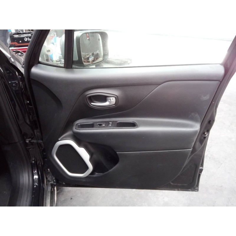 Recambio de guarnecido puerta delantera derecha para jeep renegade limited 4wd referencia OEM IAM   