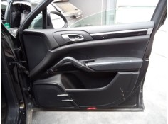 GUARNECIDO PUERTA DELANTERA DERECHA 