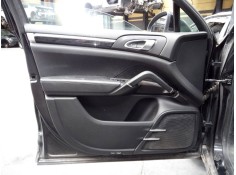 GUARNECIDO PUERTA DELANTERA IZQUIERDA 