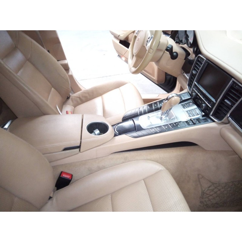Recambio de consola central para porsche panamera 4 s referencia OEM IAM   