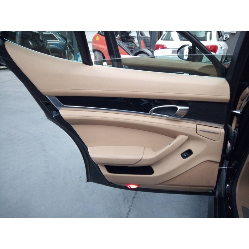 Recambio de guarnecido puerta trasera izquierda para porsche panamera 4 s referencia OEM IAM   