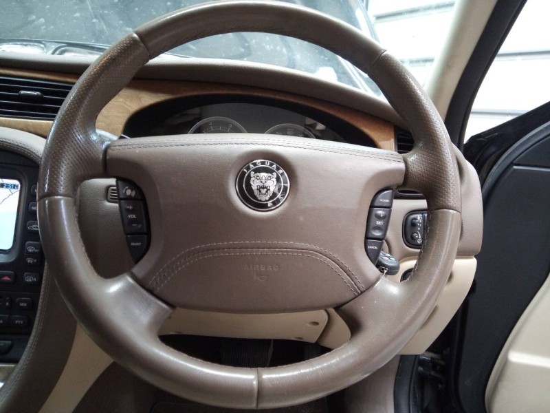 Recambio de volante para jaguar s-type 2.7 v6 diesel classic referencia OEM IAM   