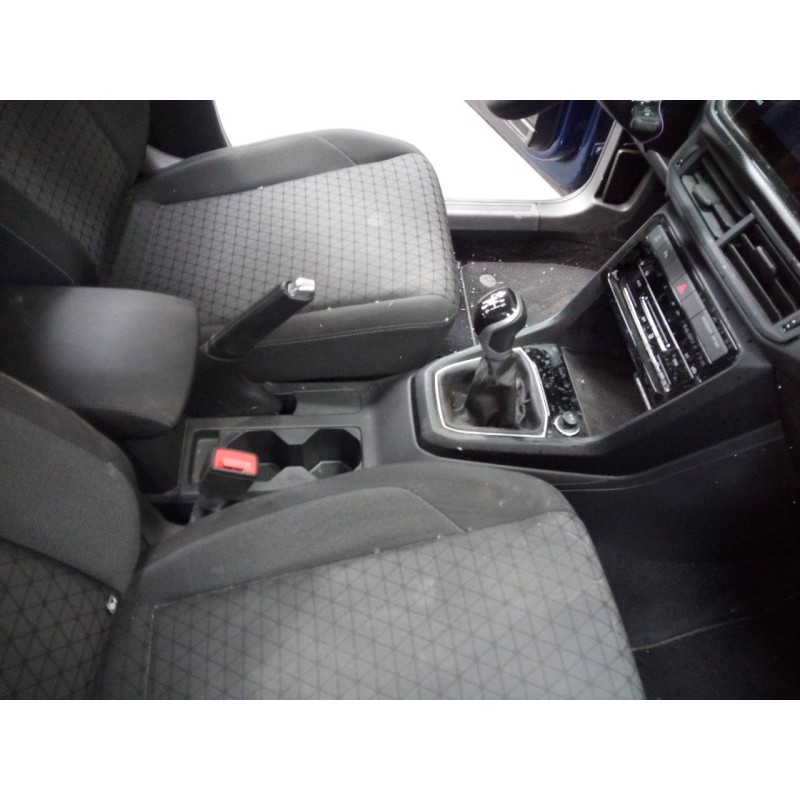 Recambio de consola central para volkswagen t-cross life referencia OEM IAM   
