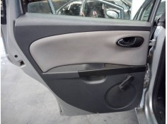 GUARNECIDO PUERTA TRASERA IZQUIERDA 