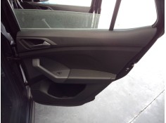 GUARNECIDO PUERTA TRASERA DERECHA 