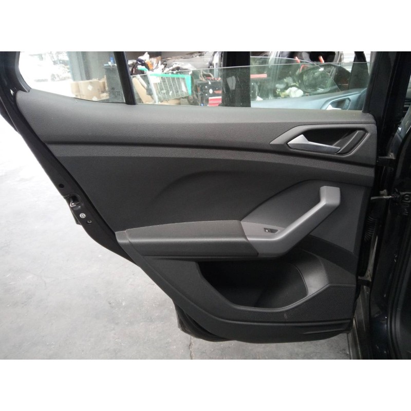 Recambio de guarnecido puerta trasera izquierda para volkswagen t-cross basis referencia OEM IAM   