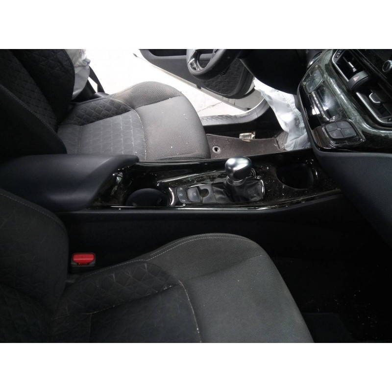 Recambio de consola central para toyota c-hr hybrid active referencia OEM IAM   