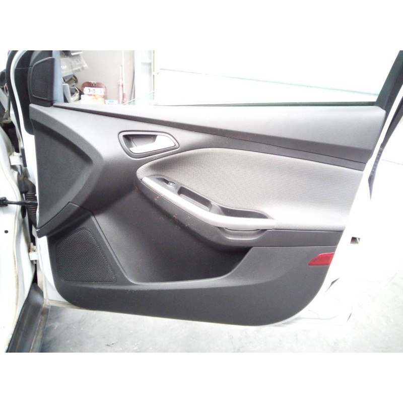 Recambio de guarnecido puerta delantera derecha para ford focus lim. (cb8) trend referencia OEM IAM   