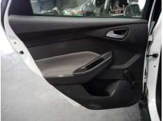 GUARNECIDO PUERTA TRASERA IZQUIERDA 