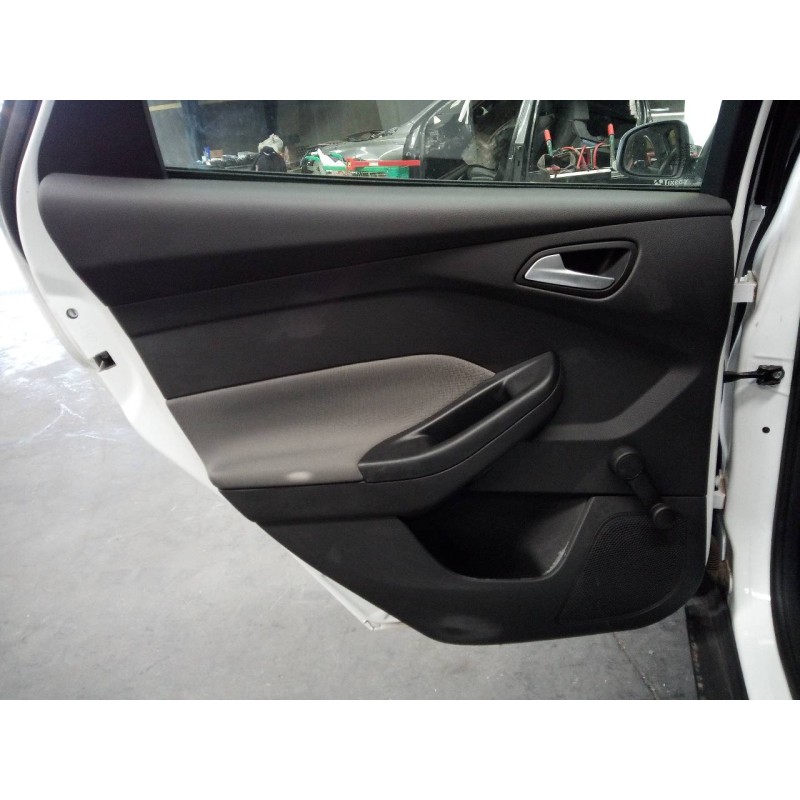 Recambio de guarnecido puerta trasera izquierda para ford focus lim. (cb8) trend referencia OEM IAM   