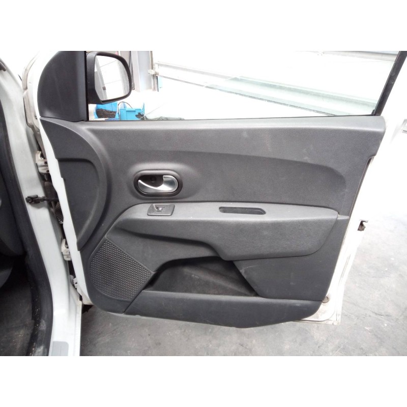 Recambio de guarnecido puerta delantera derecha para dacia lodgy stepway referencia OEM IAM   
