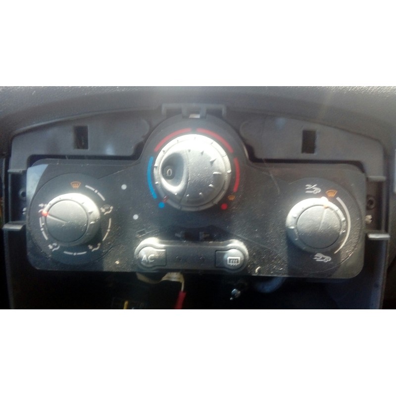 Recambio de mando calefaccion / aire acondicionado para renault clio iii exception 2 referencia OEM IAM   