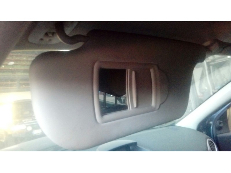 Recambio de parasol izquierdo para renault clio iii exception 2 referencia OEM IAM   