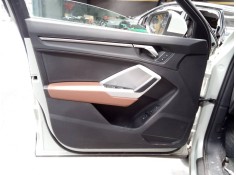 GUARNECIDO PUERTA DELANTERA IZQUIERDA 