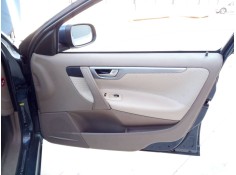 GUARNECIDO PUERTA DELANTERA DERECHA 