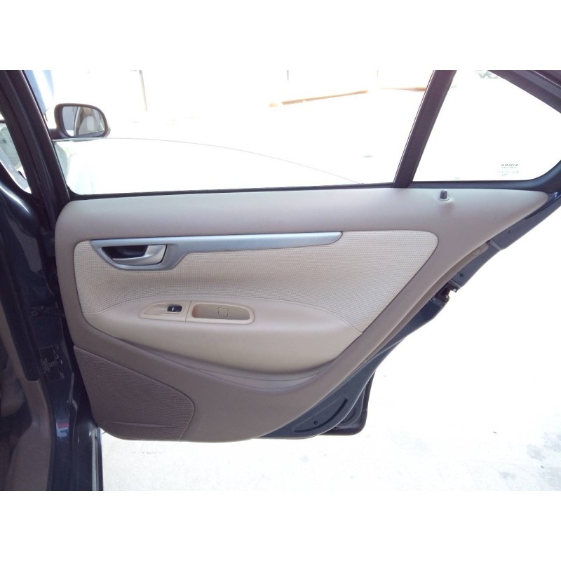 Recambio de guarnecido puerta trasera derecha para volvo s60 berlina d5 momentum (136kw) (2004) referencia OEM IAM   