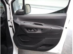 GUARNECIDO PUERTA DELANTERA DERECHA 