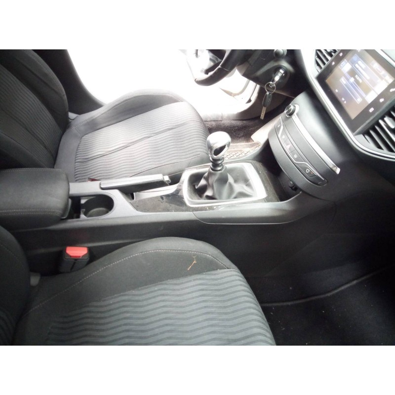 Recambio de consola central para peugeot 308 active referencia OEM IAM   