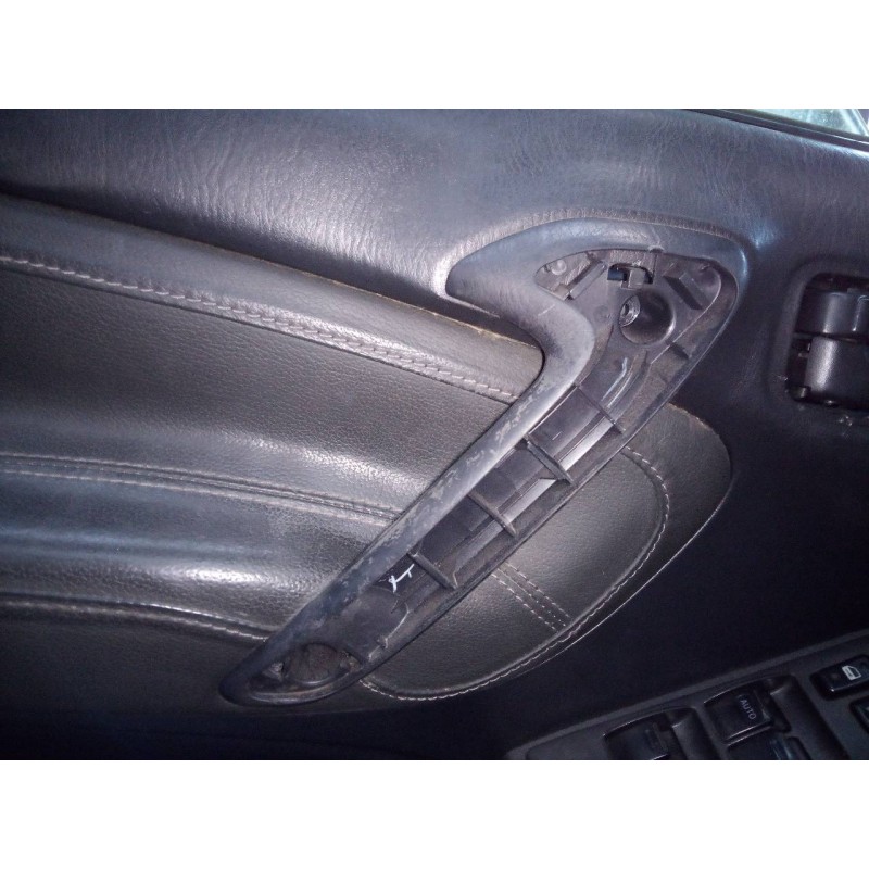 Recambio de guarnecido puerta delantera izquierda para toyota rav 4 (a2) 2.0 d-4d executive 4x4 (2003) referencia OEM IAM   