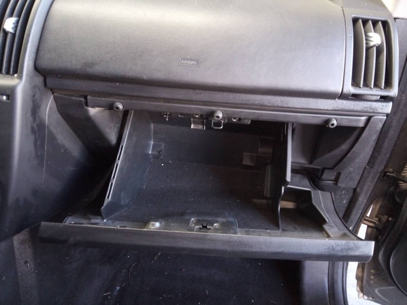 Recambio de consola central para land rover freelander (lr2) td4 e referencia OEM IAM   